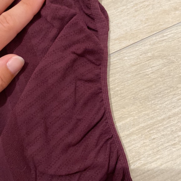 Athleta - Momentum Seamless Tee - Size S - Color Burgundy - Picture 6 of 7